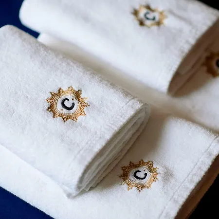 ,,cesarski Dwor” *